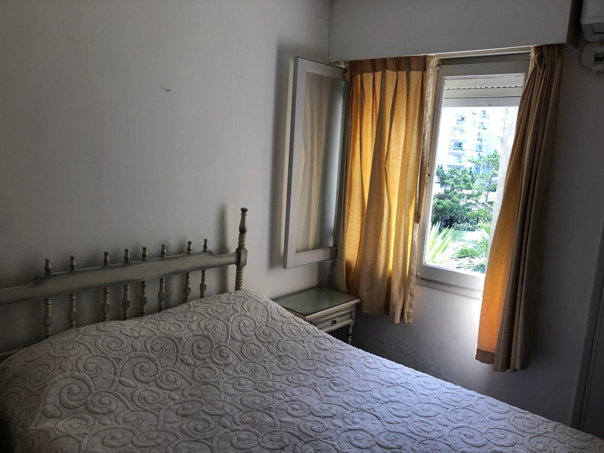 Gaudi Hotel 2*