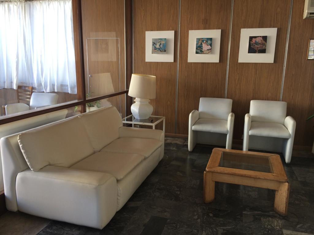 Hotel Gaudi Punta del Este
